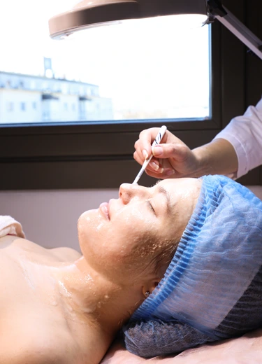 diamond-facial