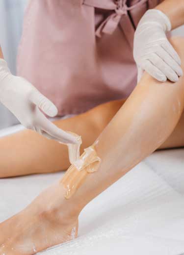 under legs wax